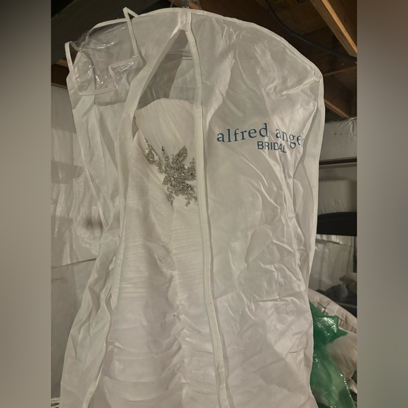 Alfred Angelo Wedding Disney Collection Rapunzel Wedding Dress - Picture 2 of 3